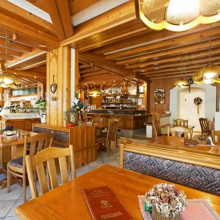 Hotel Genziana-2