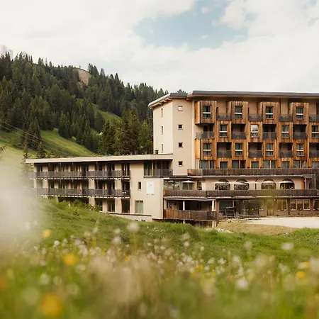 Hotel Boè Sport&Nature-3